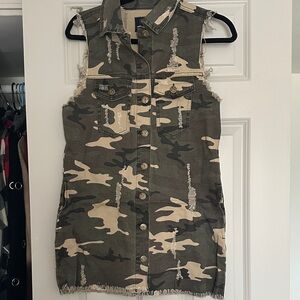 Sleeveless Camouflage Button-Front Denim Dress